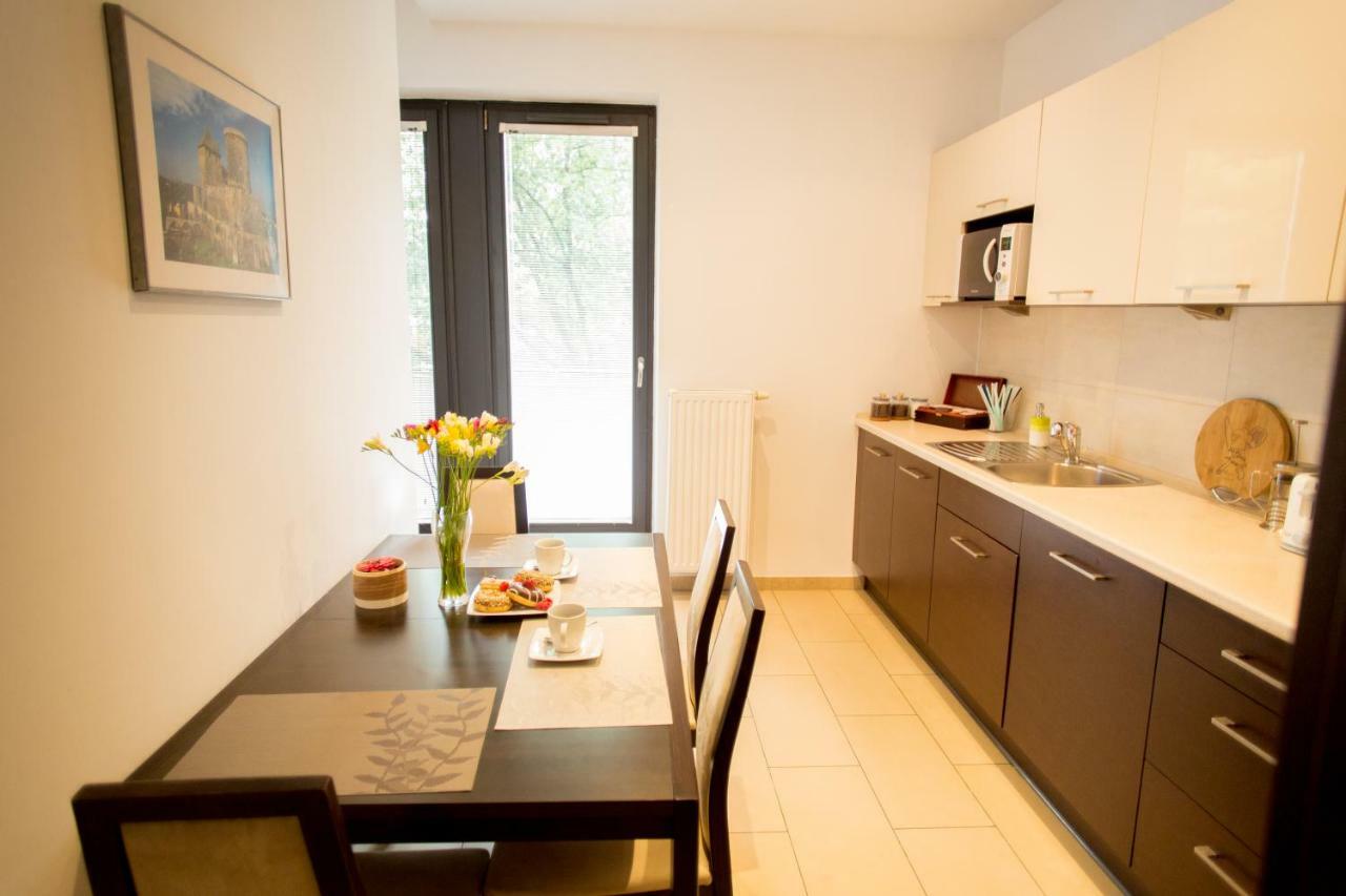 ורשה Dekart Arkadia Apartments מראה חיצוני תמונה